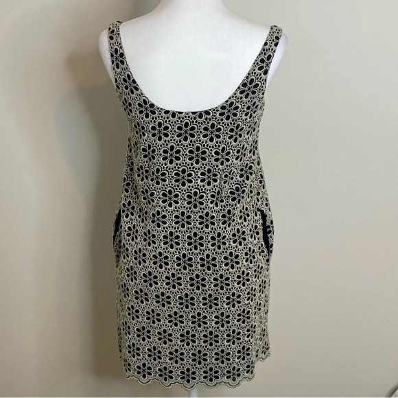 THREAD Social Embroidered Strap Midj Dress Pockets Overlay Black White Floral 0 - Picture 6 of 10